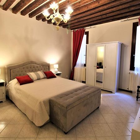 Central And Spacious Apartment Venice Exterior photo